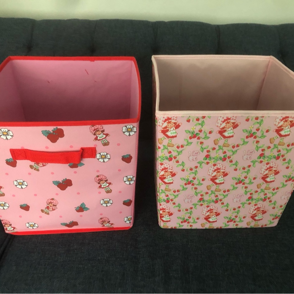 🍓 Strawberry Shortcake Storage Bins - Set of 2